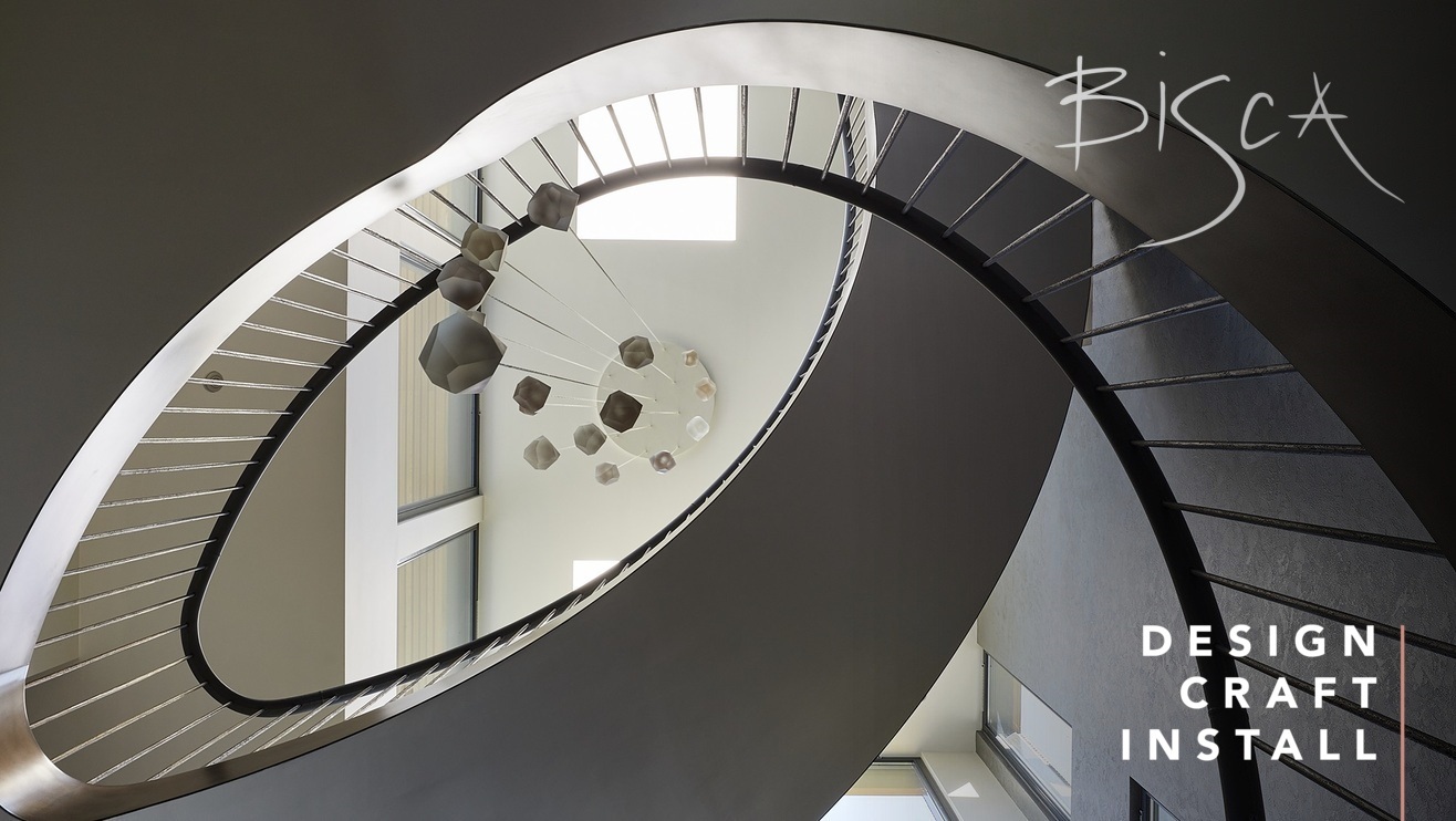 Floating Staircase Creates Sculptural Centrepiece for Interior Designer ...